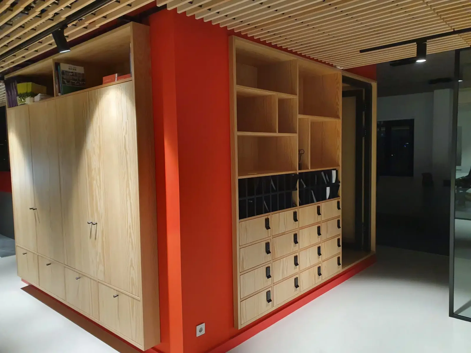 Bouwkundig timmerwerk in een project van Wergo Afbouw